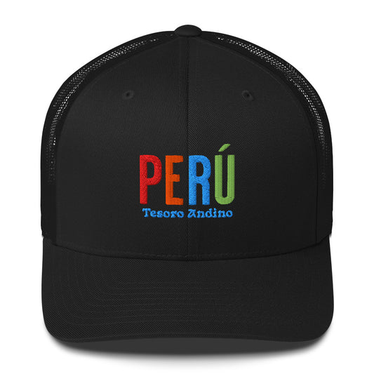 Gorra bordada con el texto “Tesoro Andino”, diseño cultural andino con esencia peruana.