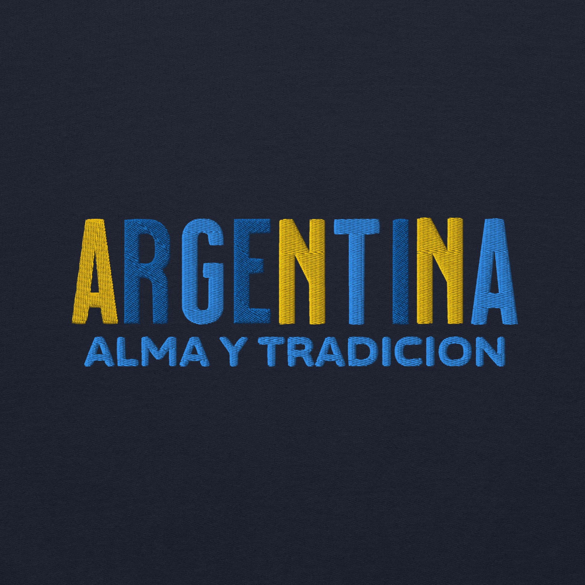Bordado con la frase “Alma y Tradición”, inspiración cultural de Argentina.