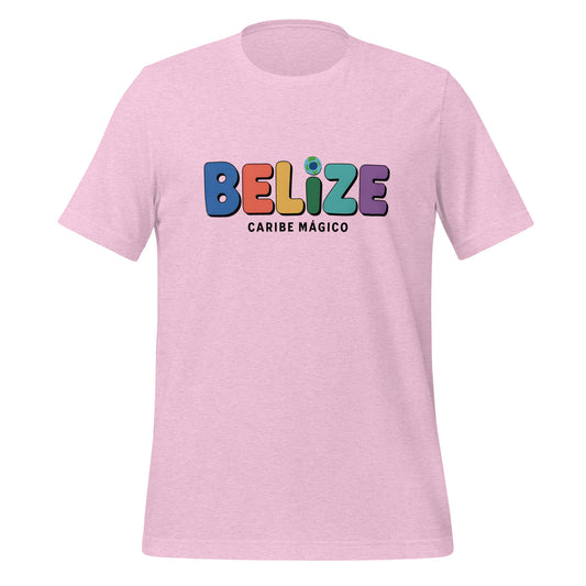 T-shirt con diseño colorido del país Belize con texto “Belize – Caribe Mágico”.