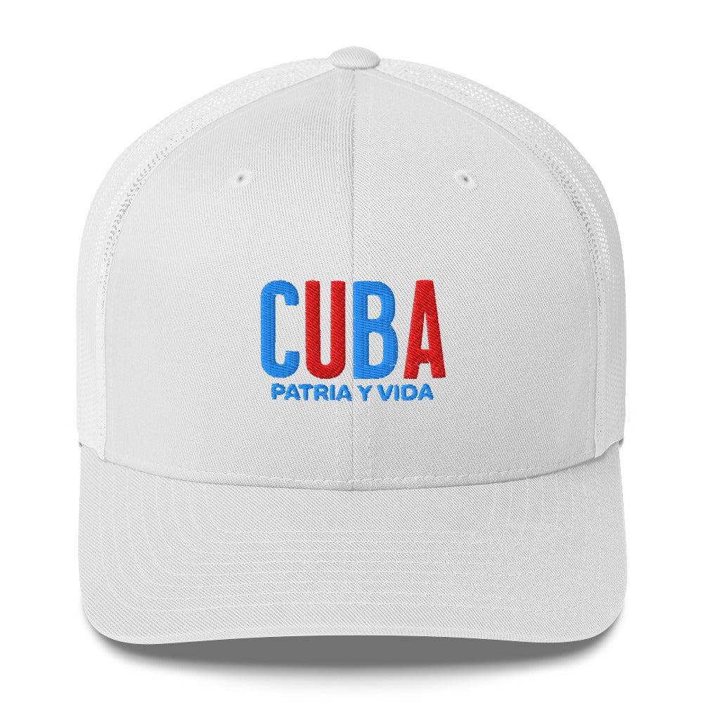Gorra bordada con frase “Patria y Vida”, diseño con fuerza cultural cubana.