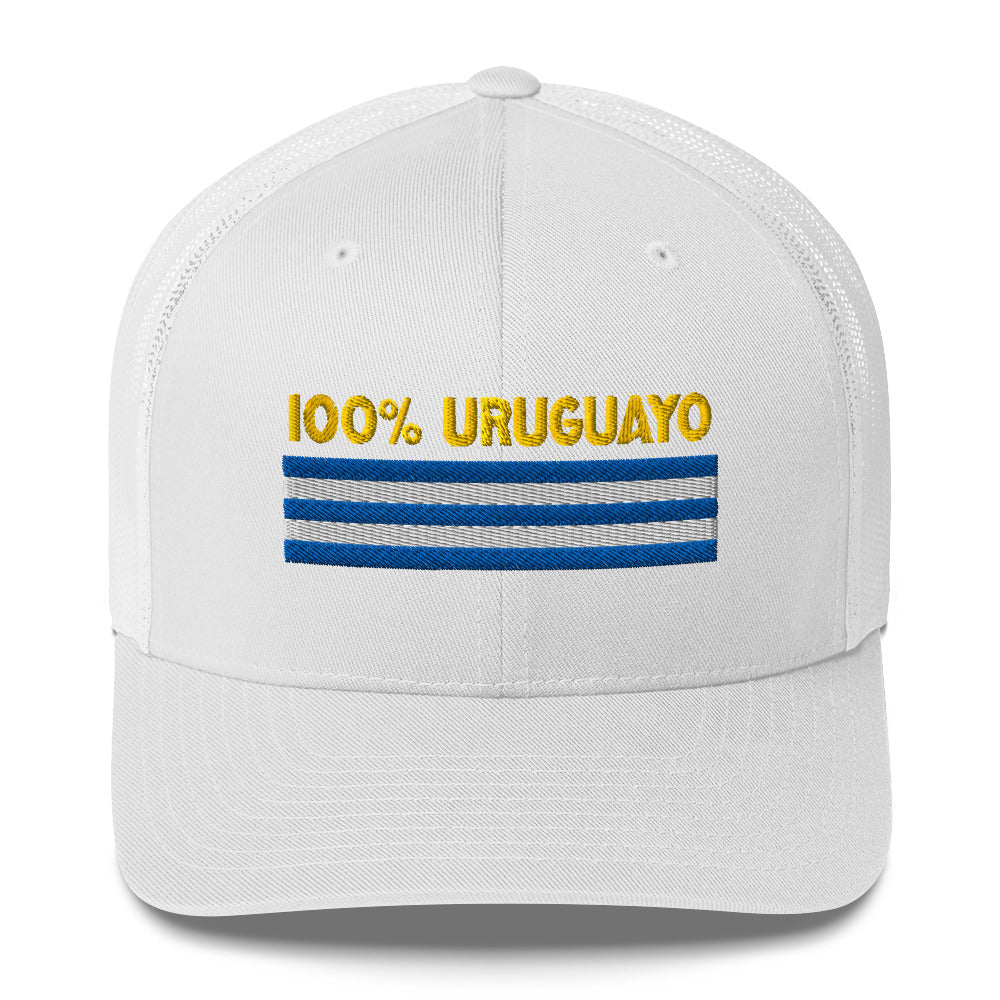 Gorra bordada con el texto “100% Uruguaya”, diseño cultural con esencia uruguaya.