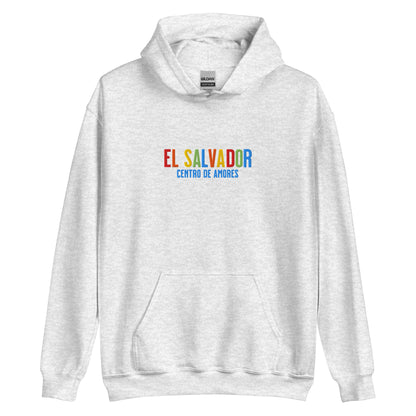 Hoodie bordado con la frase “Centro de Amores”, inspiración cultural de El Salvador.
