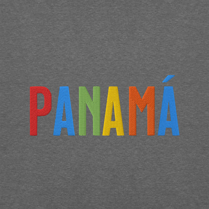 Bordado  con la frase “PANAMA”, inspiración cultural de Panamá.