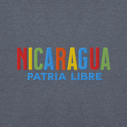 Bordado con la frase “Patria Libre”, inspiración cultural de Nicaragua.