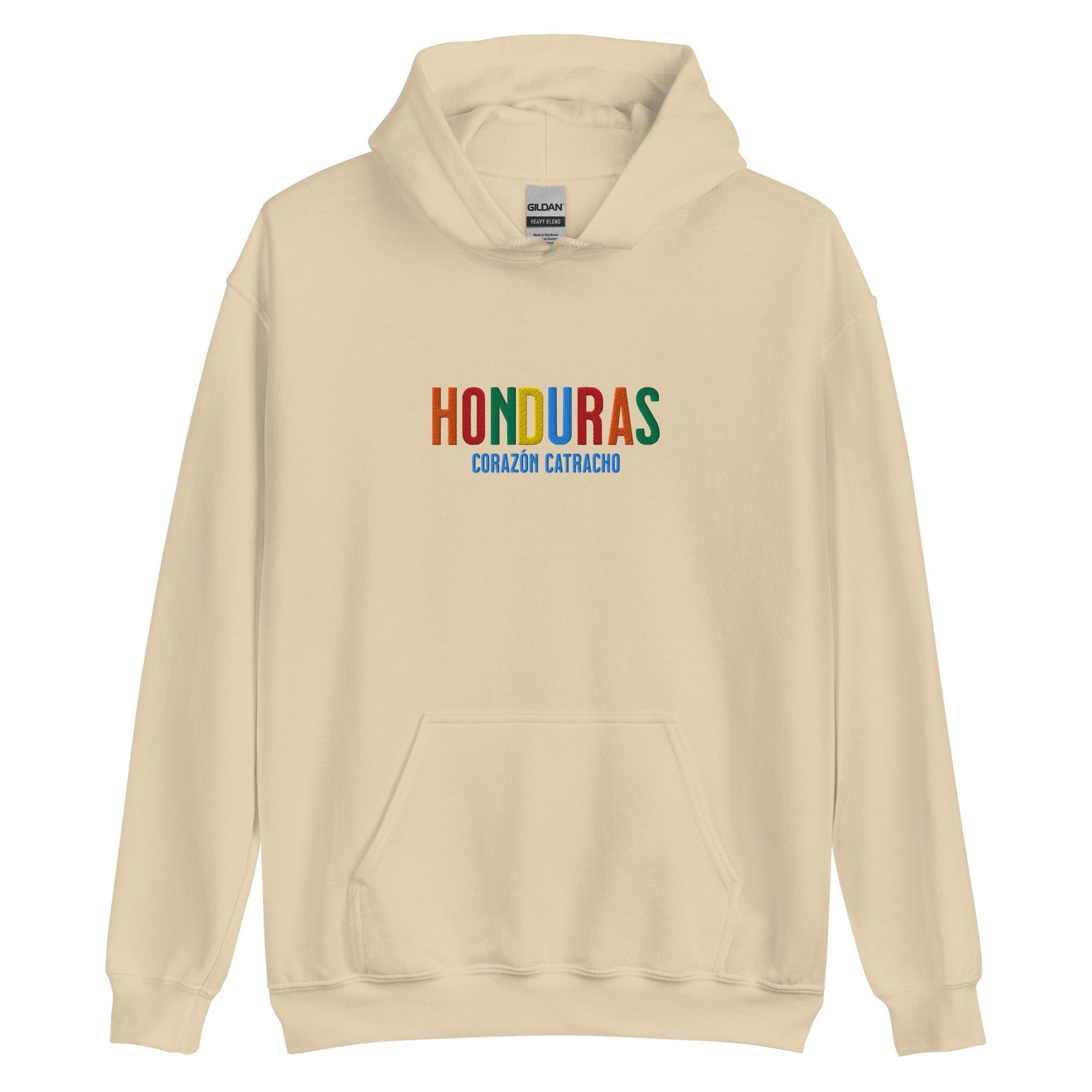 Hoodie bordado con la frase “Corazón Catracho”, inspiración cultural de Honduras.