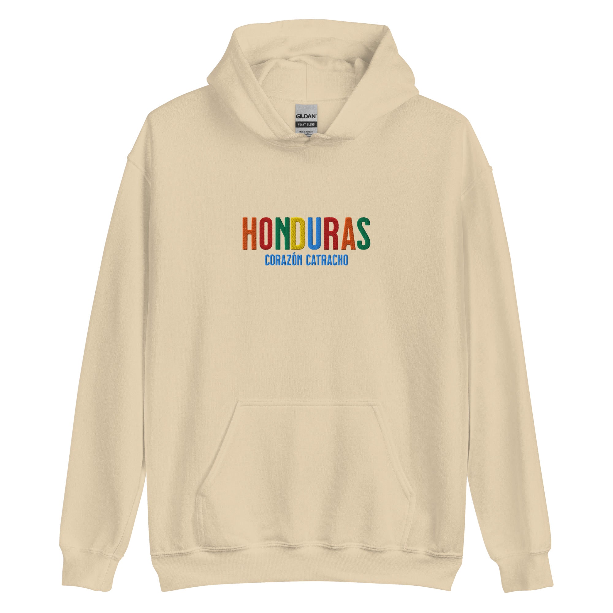 Hoodie bordado con la frase “Corazón Catracho”, inspiración cultural de Honduras.