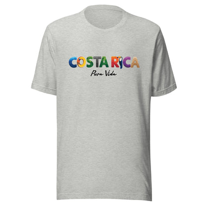 T-shirt con diseño colorido del país Costa Rica con texto “Costa Rica – Pura Vida”.