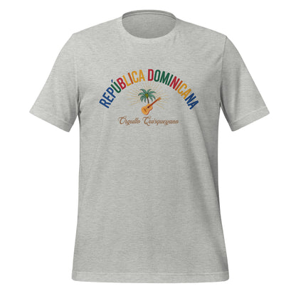 T-shirt con diseño colorido del país República Dominicana con texto “República Dominicana – Orgullo Caribeño”.