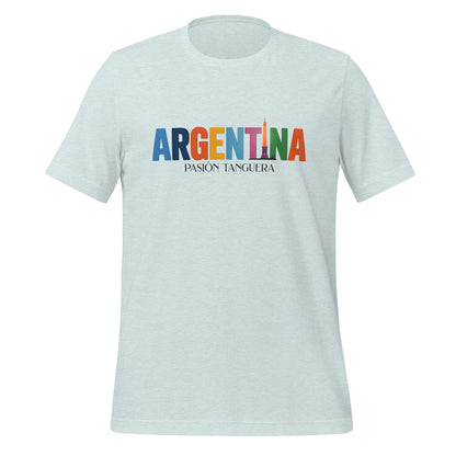 T-shirt con diseño colorido del país Argentina con texto “Argentina – Pasión y Cultura”.