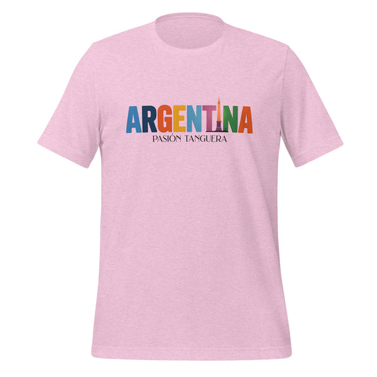 T-shirt con diseño colorido del país Argentina con texto “Argentina – Pasión y Cultura”.