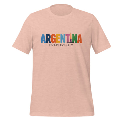 T-shirt con diseño colorido del país Argentina con texto “Argentina – Pasión y Cultura”.