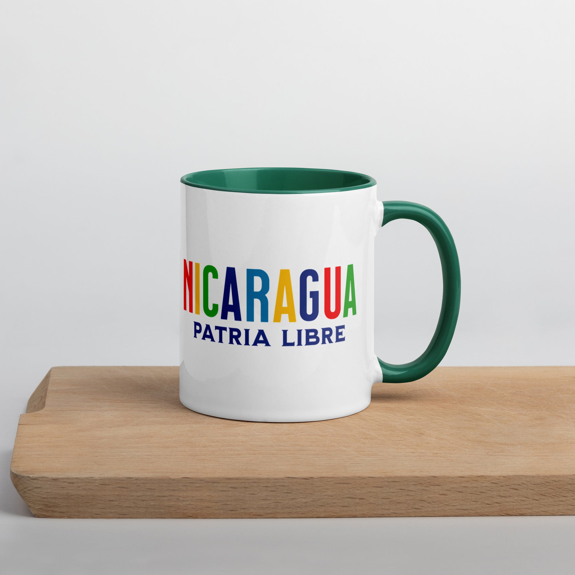 Mug de cerámica Nicaragua Patria Libre, diseño colorido, LATEA™.